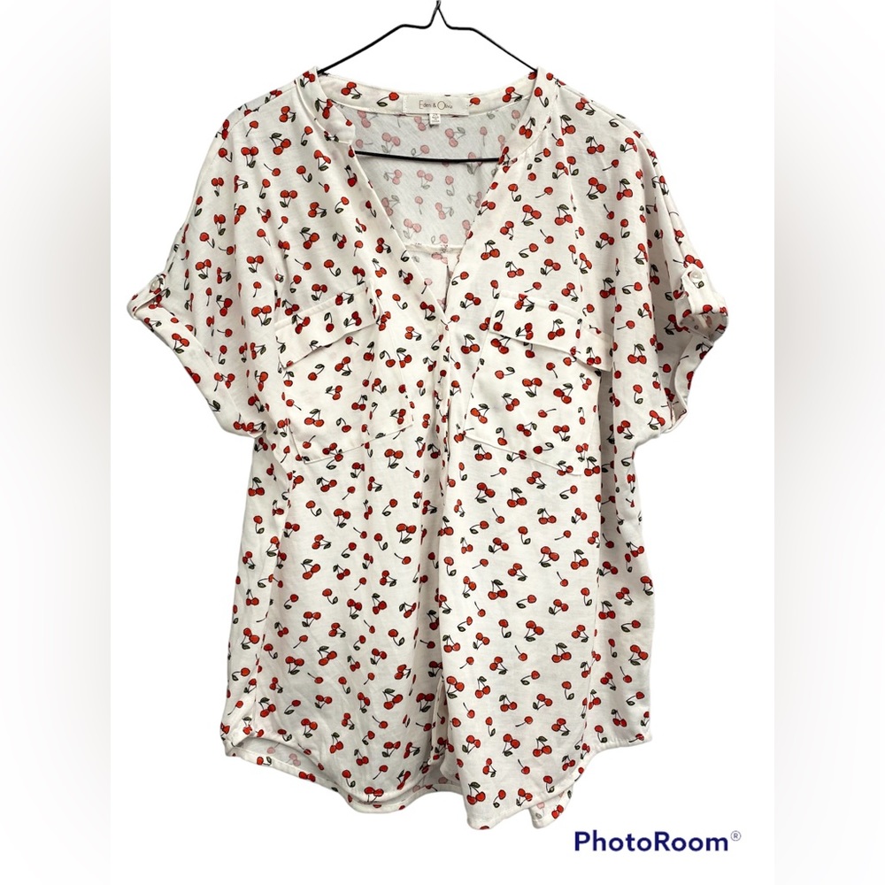 Eden & Olivia Cherry 🍒 top, SZ 2X